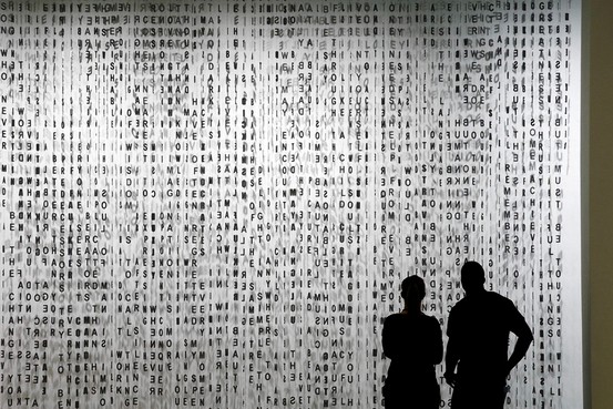 'Whispering' by Jaume Plensa